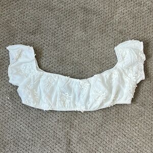 lace crop top with elastic sleeves and hem